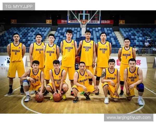 飞鲸体育在推动校园体育发展中的创新实践与未来规划